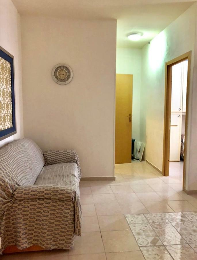 内图诺La Petite Maison公寓 外观 照片